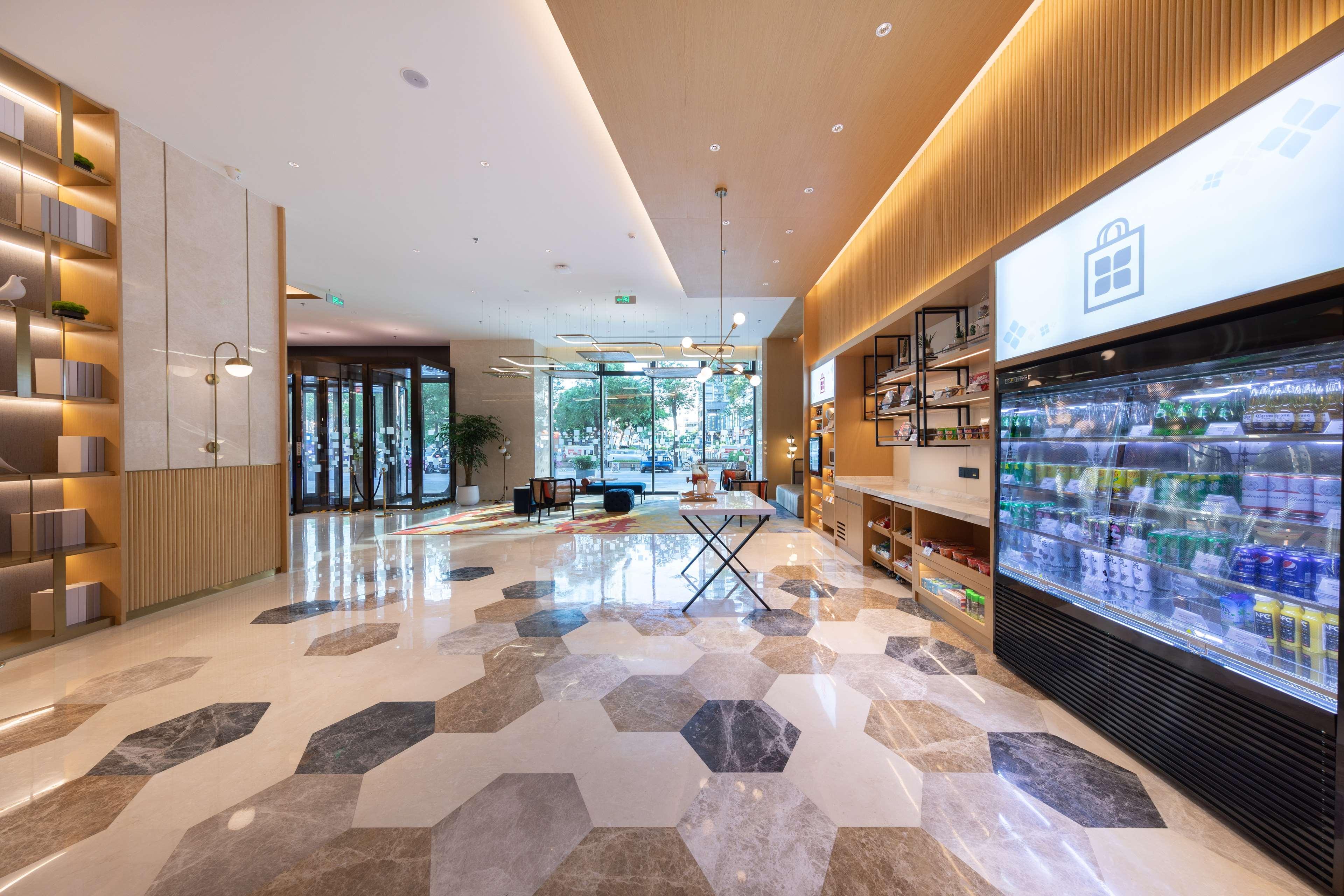 Hilton Garden Inn Shenzhen Nanshan Avenue מראה חיצוני תמונה