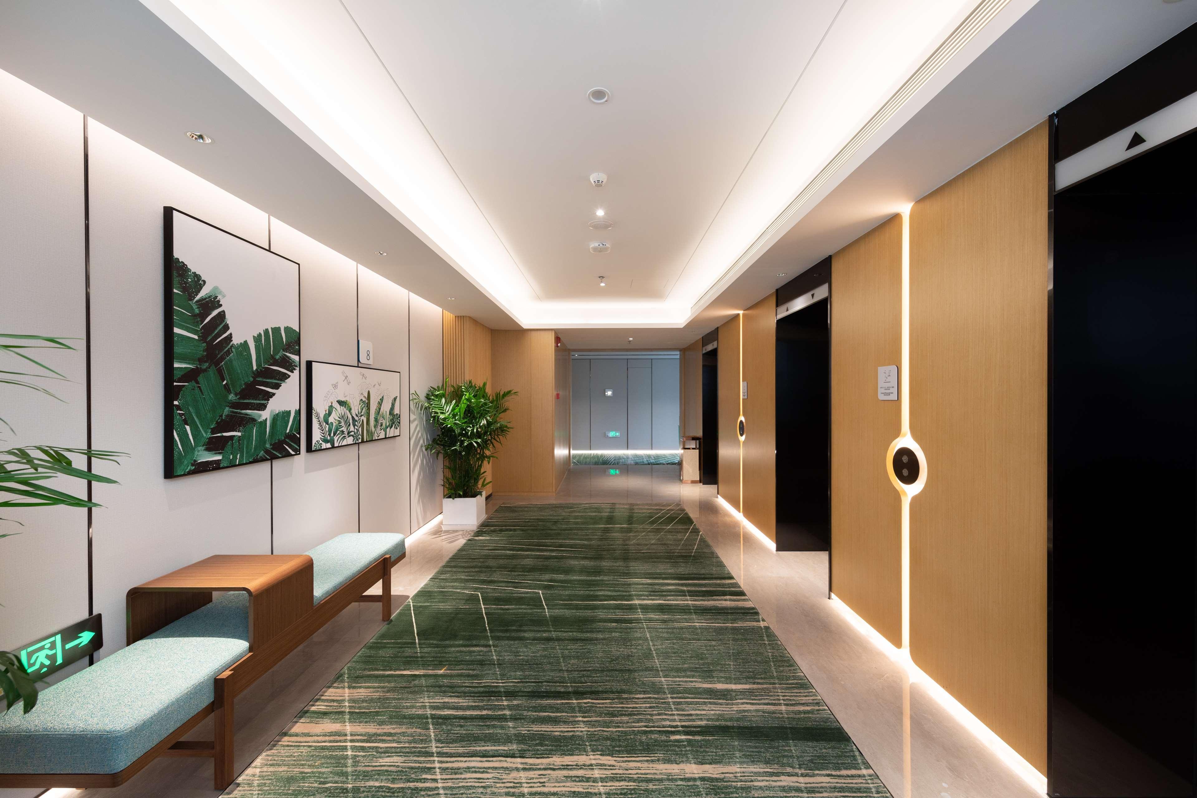 Hilton Garden Inn Shenzhen Nanshan Avenue מראה חיצוני תמונה