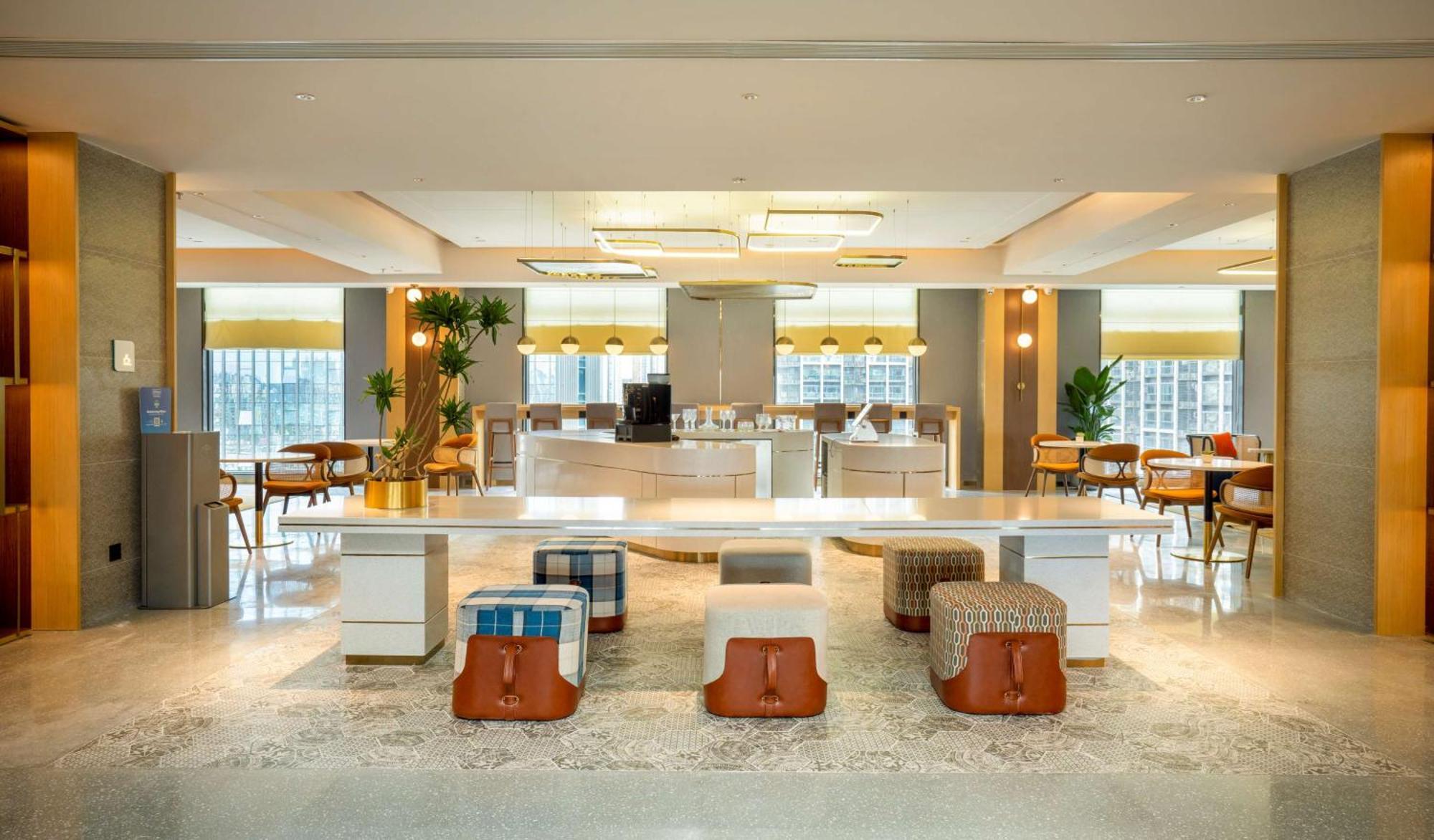 Hilton Garden Inn Shenzhen Nanshan Avenue מראה חיצוני תמונה